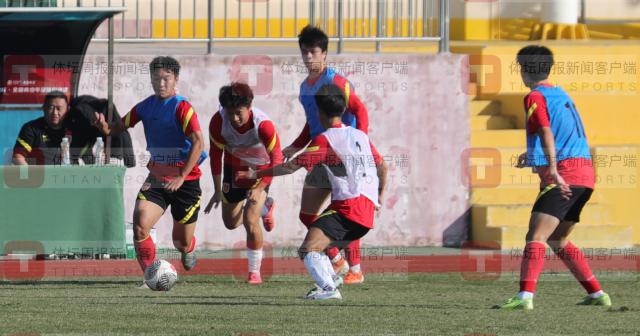 众教练对U17训练营赞不绝口 球队明年3月再集结